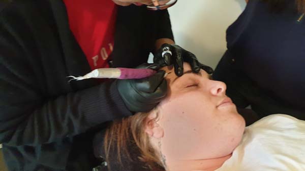 Microblading eyebrows training course