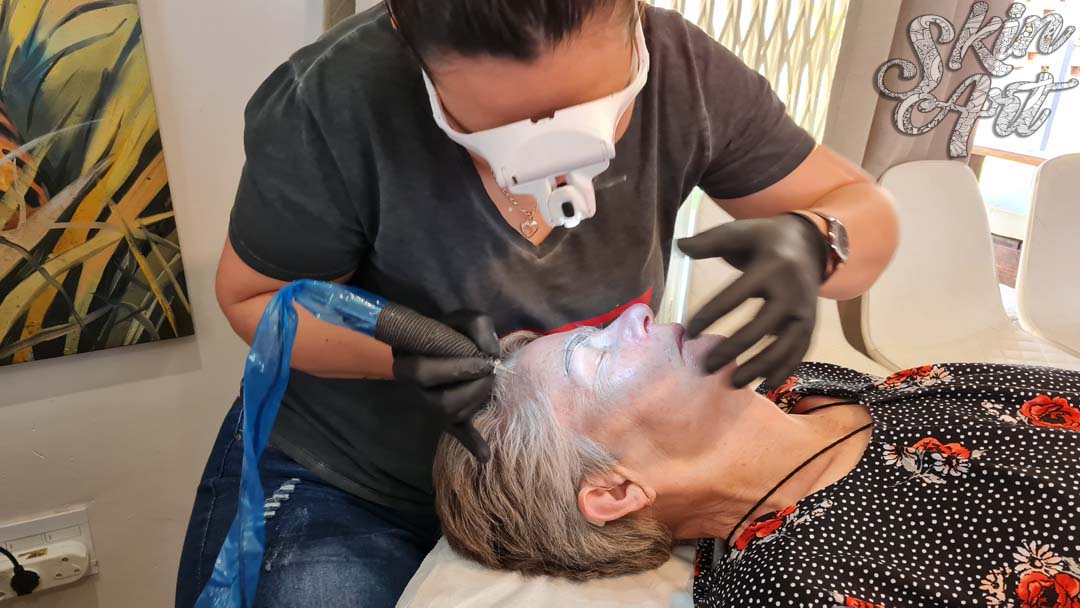 Skinart permanent makeup training archive photograph 3