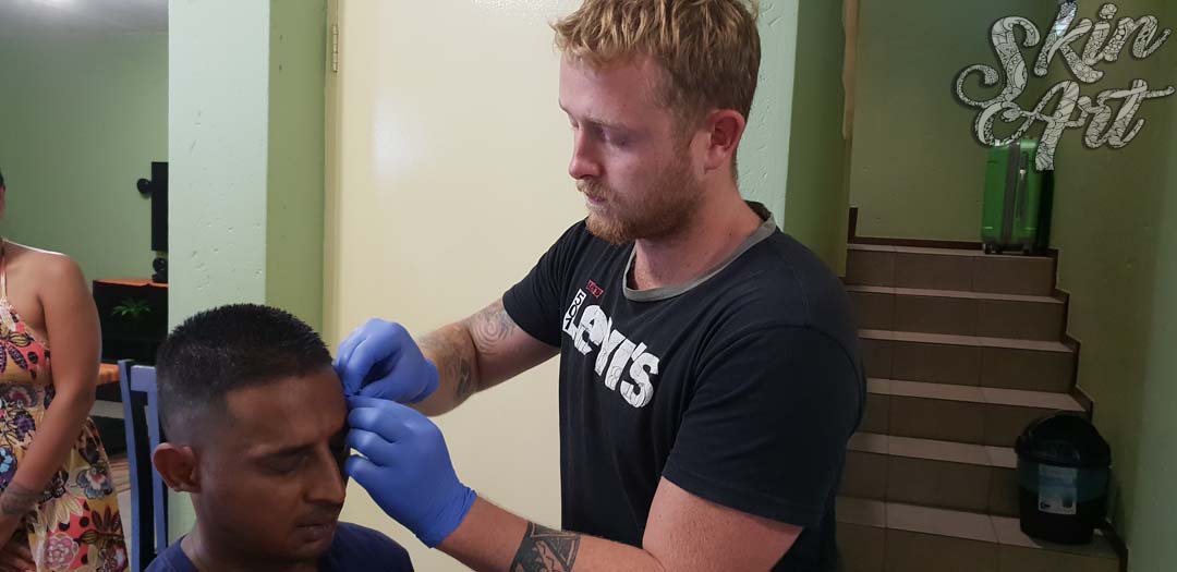 Skinart body piercing training archive photograph 21
