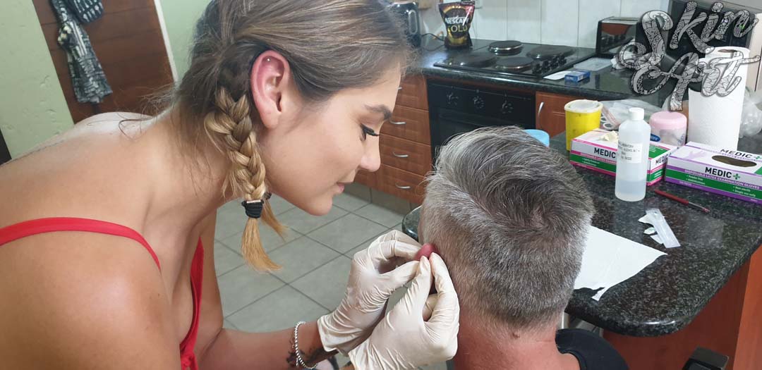 Skinart body piercing training archive photograph 43