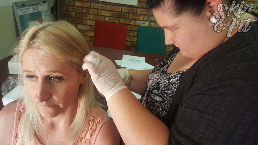 Skinart body piercing training archive photograph 18